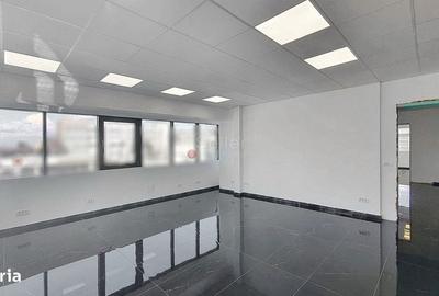 Spațiu comercial, de 105 mp, în Central - 13
