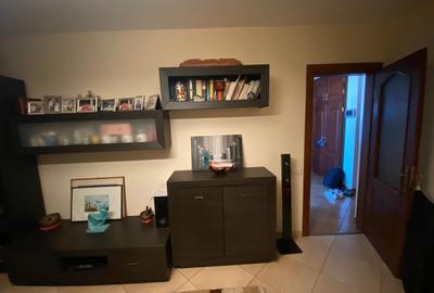 Apartament cu 2 camere semidecomandat în Central - 1