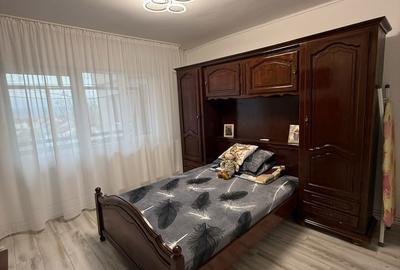 Apartament cu 3 camere decomandat în Central - 8