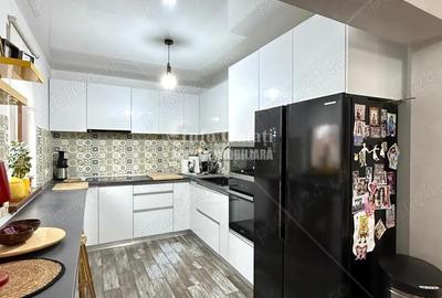 | Vila Parter+Mansarda | SENDRENI, SERBESTII VECHI | teren: 500 mp | - 12