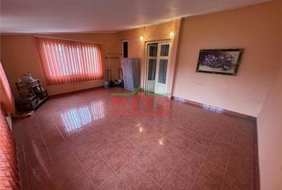 Imobil pretabil multiple functionalitati! - 9