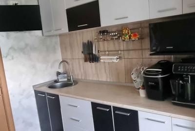 Apartament cu 2 camere semidecomandat în Central - 3