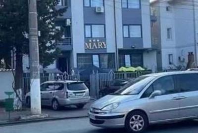 Casă cu 4 camere cu Teren 20 Mp în ICIL - 1