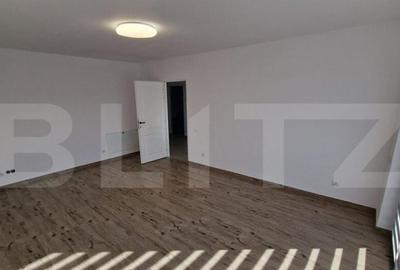 Casa de inchiriat pe 3 nivele cu 6 camere in suprafata de Casa de inchiriat pe 3 nivele cu 6 camere in suprafata de - 2