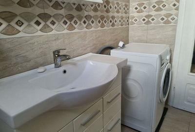 De inchiriat - casa P+1E+M - zona Port, langa liceul de Marina - 4