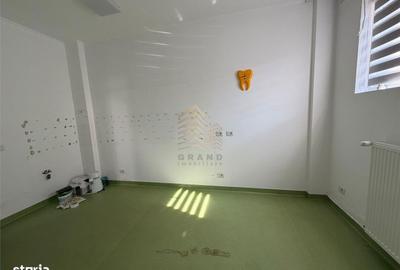 Spațiu comercial, de 65 mp, în Central