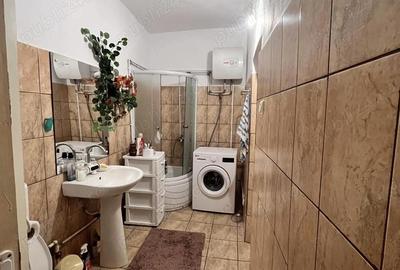 Casă cu 6 camere cu Teren 700 Mp în Central - 4