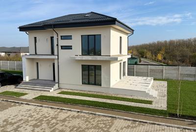 Ultima VILĂ la OFERTĂ  – preț special 210.000 € + TVA! - 36