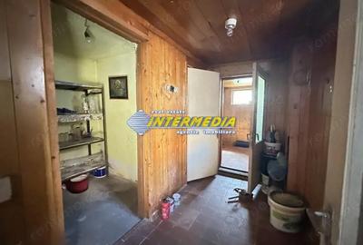 Casă cu 4 camere cu Teren 282 Mp în Central