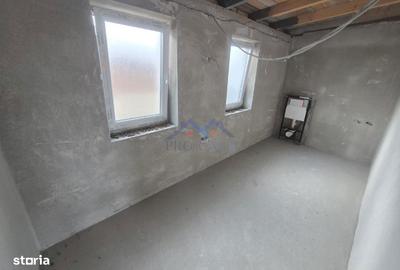 Apartament cu 4 camere în Cetate - 3