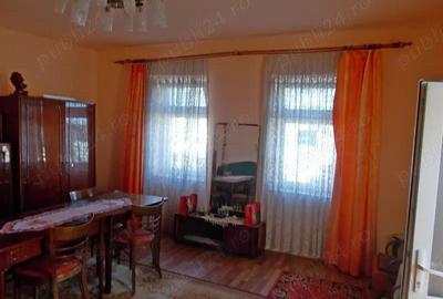 Casa Giarmata, 3 camere, anexe, 224mp, teren 836mp - 3