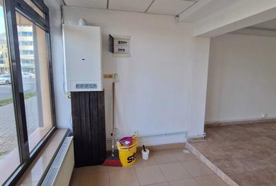 Spațiu comercial, de 24 mp, în Central - 5
