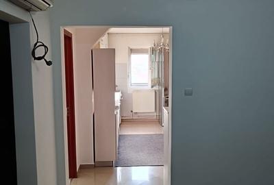 Apartament cu 3 camere în Central - 1