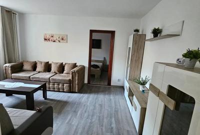 Inchiriez apartament - 2