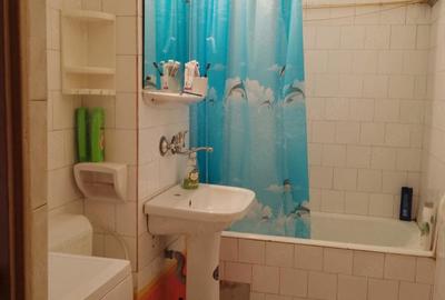 Apartament cu 4 camere decomandat în Gemenii - 1