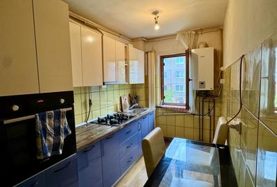 Apartament 2 camere, zona Scoala Generala nr. 6 - 8