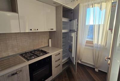 Apartament cu 3 camere si 2 bai pe 2 niveluri - 10