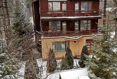 Casă cu 12 camere în Central - 15