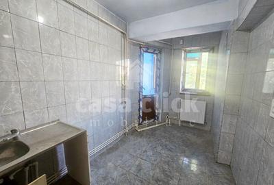 Apartament cu 2 camere decomandat în Micro 13 - 7