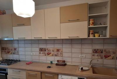 Garsonieră decomandată în Moșilor