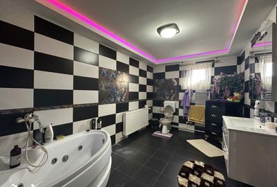 Casă cu 4 camere cu Teren 354 Mp în Târgșoru Vechi - 8