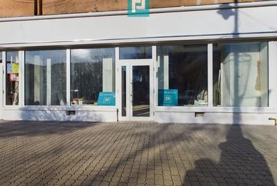 Spațiu comercial, de 198 mp, în Central - 3