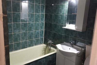 Proprietar Apr 1 Camera - 3