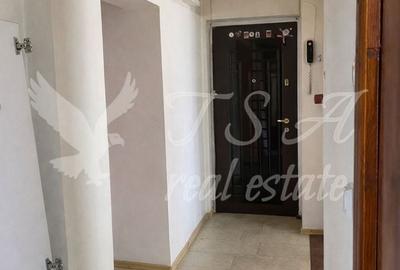 Apartament cu 3 camere decomandat în Tei - 12
