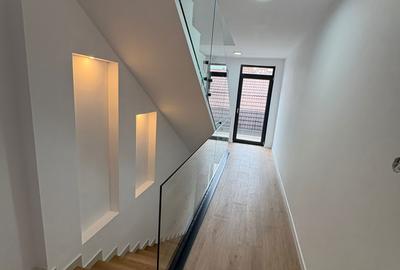 Casă cu 4 camere cu Teren 300 Mp în Gheorgheni