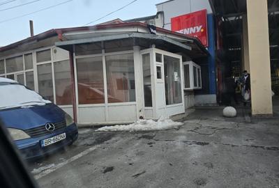 Spațiu comercial, de 98 mp, în Școlilor - 2