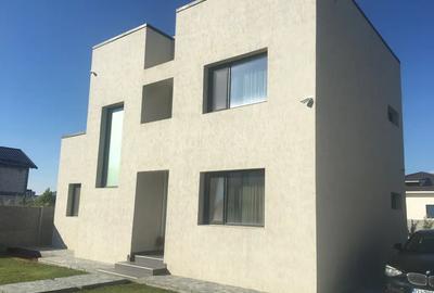 Casă cu 7 camere cu Teren 510 Mp în Central - 15