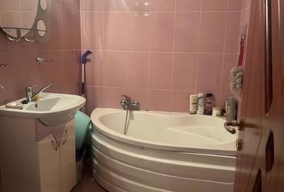 Apartament cu 3 camere decomandat în Central - 6