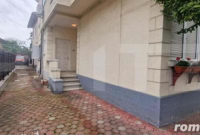 Casă cu 4 camere cu Teren 122 Mp în Central - 1