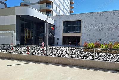 Vind Garsoniera mobilata la 35m de mare - 1