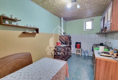 Casa individuala cu 3 camere si 2 fronturi stradale in Giarmata - 4