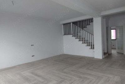 Casă cu 4 camere cu Teren 250 Mp în Central - 2