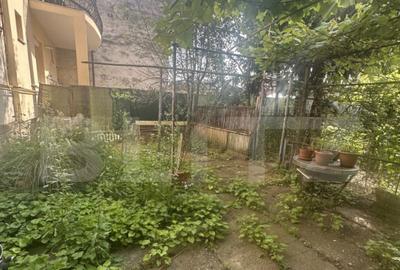 Casa tip apartament, cu 3 camere, 86 mp, zona 14 Mai - 6