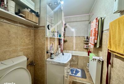 Apartament cu 3 camere decomandat în Vasile Aaron - 10