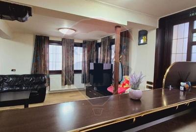 Hotel/pensiune 21 camere vanzare in Prahova, Sinaia, Ultracentral - 4