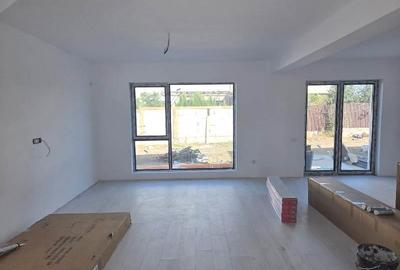 Casă cu 5 camere cu Teren 316 Mp în Central - 7