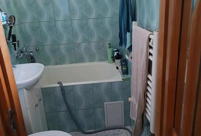 Vand apartament cu camere camere - 1