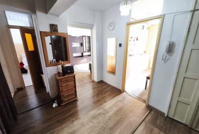 ROANDY-Apartamnet 3 camere bine compartimentat-Mihai Bravu - 6