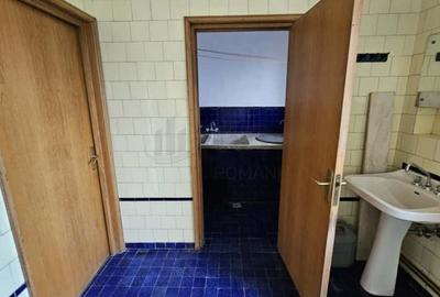 Casă individuală cu 4 camere cu Canalizare în Centrul Istoric - 27