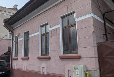 Proprietate versatila in zona Mitropoliei, Piata Unirii - 1