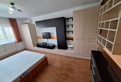 Apartament cu 2 camere decomandat în Torontalului - 2