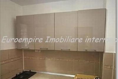 Apartament cu 2 camere nedecomandat în Tomis Nord