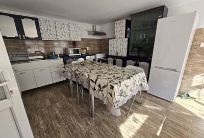 Casă cu 4 camere în Teiș - 1