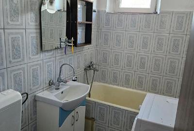 Apartament cu 3 camere decomandat în Progresul - 3
