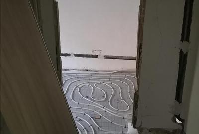 Apartament cu 3 camere decomandat în Dâmbovița - 2