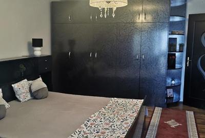 Apartament cu 4 camere decomandat, mobilat în Central - 3